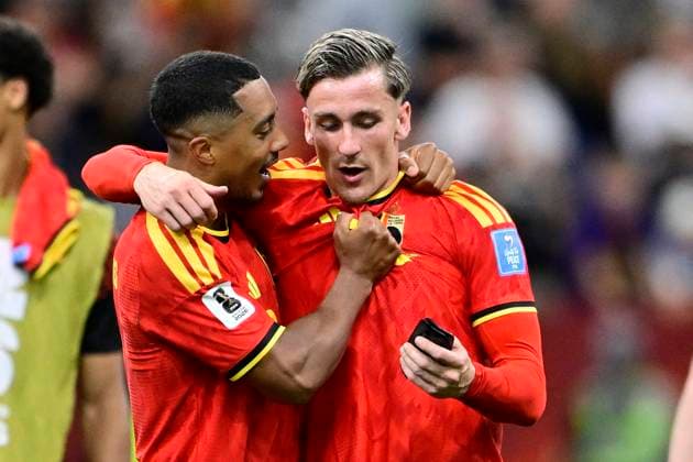 New Zealand vs Belgium - FIFA World Cup, WM, Weltmeisterschaft, Fussball 2026 VANCOUVER, CANADA - JUNE 26 : Tielemans Youri midfielder of Belgium, Saelemaekers Alexis midfielder of Belgium after the game during the FIFA World Cup 2026 Group G match between New Zealand and Belgium at the BC Place Stadium on June 26, 2026 in Vancouver, Canada, 26 06 2026 Vancouver Canada  Copyright: xJanxDexMeuleneirx