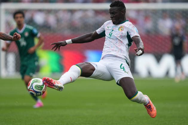 Senegal v Iraq - 2026 FIFA World Cup, WM, Weltmeisterschaft, Fussball Group I Abdoulaye Seck 04 of Senegal in action during the 2026 FIFA World Cup Group I match between Senegal and Iraq at Toronto Stadium. on June 26, 2026 in Toronto, Canada. (Photo by Leonardo Ramirez Eyepix Group) Copyright: xLeonardoxRamirezx xEyepixxGroupx LR26062026-03339