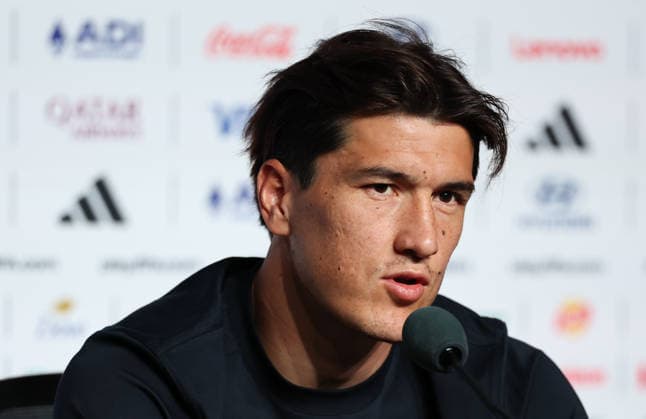 (260627) -- ATLANTA, June 27, 2026 -- Player Eldor Shomurodov of Uzbekistan attends a press conference, PK, Pressekonferenz at the 2026 FIFA World Cup, WM, Weltmeisterschaft, Fussball in Atlanta, the United States, June 26, 2026. ) (SP)U.S.-ATLANTA-FOOTBALL-FIFA WORLD CUP-PRESS CONFERENCE-UZBEKISTAN WangxKaiyan 