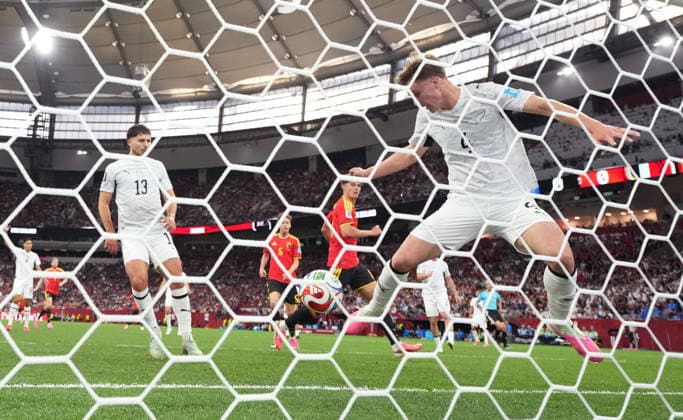 (260627) -- VANCOUVER, June 27, 2026 -- Tyler Bindon (1st R) of New Zealand competes during the group G match between New Zealand and Belgium at the 2026 FIFA World Cup, WM, Weltmeisterschaft, Fussball at BC Place Vancouver in Vancouver, Canada, June 26, 2026. ) (SP)CANADA-VANCOUVER-FOOTBALL-FIFA WORLD CUP-GROUP G-NZL VS BEL MengxYongmin 