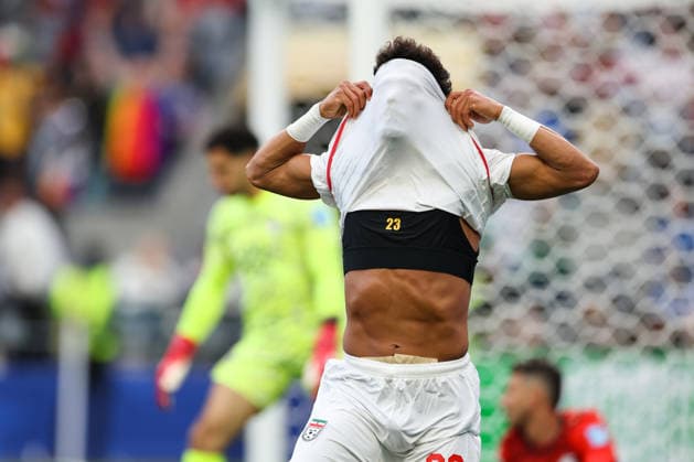 SEATTLE, WA - JUNE 26: Defender Ramin Rezaeian 23 of IR Iran reacts after scoring a goal during the FIFA World Cup, WM, Weltmeisterschaft, Fussball 2026 Group G match between Egypt and IR Iran on June 26, 2026 at Seattle Stadium in Seattle, Washington. (Photo by Henry Rodenburg Icon Sportswire) SOCCER: JUN 26 FIFA World Cup 26 Group G - Egypt vs IR Iran EDITORIAL USE ONLY Icon260626016