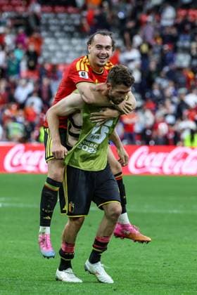 Belgium s Arthur Theate and Belgium s Brandon Mechele celebrate after a soccer game between Belgian national team, Nationalteam Red Devils and New Zealand, on Friday 26 June 2026, at the BC Place Vancouver stadium in Vancouver, Canada, the third game in the group stage of the FIFA World Cup, WM, Weltmeisterschaft, Fussball 2026. The Diables Rouges - Rode Duivels were drawn into Group G. BRUNOxFAHY  x179509339x