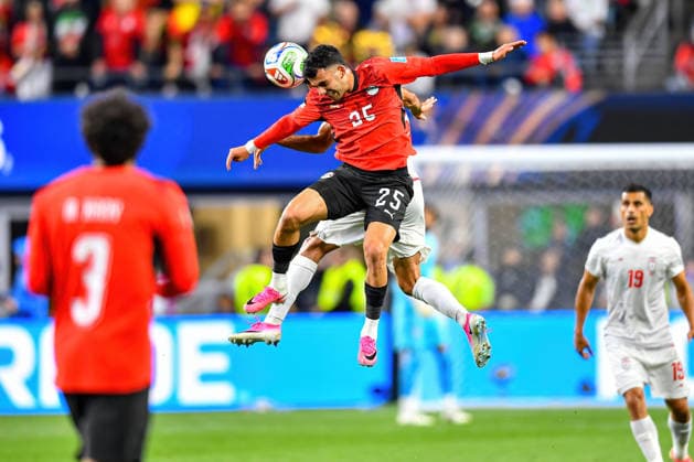 June 26, 2026: Egypt midfielder Ahmed Sayed (25) gets up high and heads the ball during the FIFA World Cup, WM, Weltmeisterschaft, Fussball group stage match between Egypt and Iran in Seattle, WA. The match ended in a 1-1 draw. CSM Seattle United States - ZUMAc04_ 20260626_zma_c04_431 Copyright: xStevexFaberx