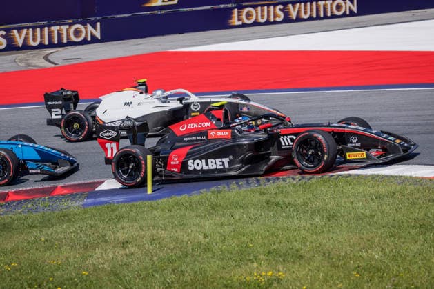 MOTORSPORTS, FORMULA 1 - GP of Austria 2026 SPIELBERG,AUSTRIA,27.JUN.26 - MOTORSPORTS, FORMULA 1 - Grand Prix of Austria, Red Bull Ring, FIA Formula 3, sprint race. Image shows Maciej Gladysz (POL ART Grand Prix) and Ugo Ugochukwu (USA Campos Racing).  GEPAxpictures xMatthiasxTrinkl