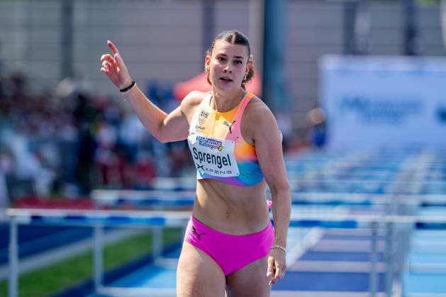 Ratingen, 27.06.2026, Leichathletik, Mehrkampf, Siebenkampf Sandrina Sprengel (GER, VfB Stuttgart 1893) beim Zieleinlauf des 100m Hürdenlaufs *** Ratingen, June 27, 2026, Track and Field, Combined Events, Heptathlon: Sandrina Sprengel (GER), VfB Stuttgart 1893, crossing the finish line in the 100-meter hurdles