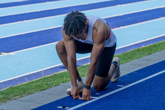 Dai Keita (BEL) bringt seine Ablaufmarke an. Stadtwerke Ratingen Mehrkampfmeeting 2026, Leichtathletik, 27. u. 28.06.2026 Stadtwerke Ratingen Mehrkampfmeeting 2026, Leichtathletik, 27. u. 28.06.2026 Ratingen *** Dai Keita BEL sets his personal best at the Stadtwerke Ratingen Combined Events Meeting 2026, Track and Field, June 27 and 28, 2026 Stadtwerke Ratingen Combined Events Meeting 2026, Track and Field, June 27 and 28, 2026, Ratingen Copyright: xEibner-Pressefoto ThomasxHaeslerx EP_THR
