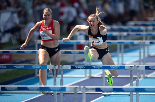 Marie DEHNNG, GER, links, Emma KAUL, GER, Mitte, Aktion 110m Huerden, Ratingen am 27.06.2026 Leichtathletik Stadtwerke Ratingen Mehrkampf-Meeting, vom 27.06.- 28.05.2026 in Ratingen Deutschland. Â *** Marie DEHNNG, GER, left, Emma KAUL, GER, center, competing in the 110m hurdles, Ratingen on June 27, 2026, at the Stadtwerke Ratingen Track and Field Combined Events Meeting, held from May 28 to June 27, 2026, in Ratingen, Germany Â
