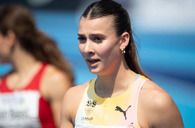 Sandrina SPRENGEL, halbe Figur, Halbfigur, halber Koerper, GER, Aktion 110m Huerden, Ratingen am 27.06.2026 Leichtathletik Stadtwerke Ratingen Mehrkampf-Meeting, vom 27.06.- 28.05.2026 in Ratingen Deutschland. Â *** Sandrina SPRENGEL, half-figure, half-body, GER, 110m hurdles, Ratingen on June 27, 2026, City of Ratingen Athletics Combined Events Meeting, held from May 28 to June 27, 2026, in Ratingen, Germany Â