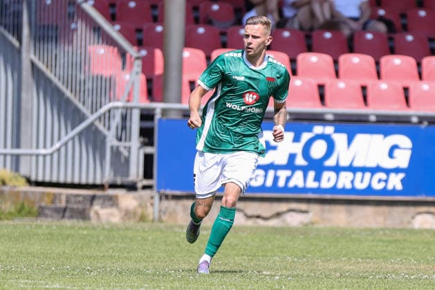 27.06.2026, Fußball, Testspiel, Sommervorbereitung, Saison 2026 2027, Regionalliga Bayern: ASV Rimpar - FC Schweinfurt 05 Mirco Geisler (FC Schweinfurt 05, 09), Einzelbild Rimpar Schömig-Digitaldruck-Arena Bayern Unterfranken Deutschland *** June 27, 2026, Soccer, Friendly Match, Summer Training, 2026–2027 Season, Bavarian Regional League, ASV Rimpar vs. FC Schweinfurt 05, Mirco Geisler (FC Schweinfurt 05), 09, Single Image, Rimpar, Schömig, Digital Print, Arena Bavaria, Lower Franconia, Germany