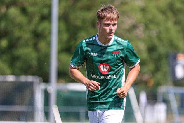27.06.2026, Fußball, Testspiel, Sommervorbereitung, Saison 2026 2027, Regionalliga Bayern: ASV Rimpar - FC Schweinfurt 05 Gil Ebner (FC Schweinfurt 05, 08), Einzelbild Rimpar Schömig-Digitaldruck-Arena Bayern Unterfranken Deutschland *** June 27, 2026, Soccer, Friendly Match, Summer Training, 2026–2027 Season, Bavarian Regional League, ASV Rimpar vs. FC Schweinfurt 05, Gil Ebner, FC Schweinfurt 05, 08, Single image, Rimpar, Schömig, Digital print, Arena, Bavaria, Lower Franconia, Germany