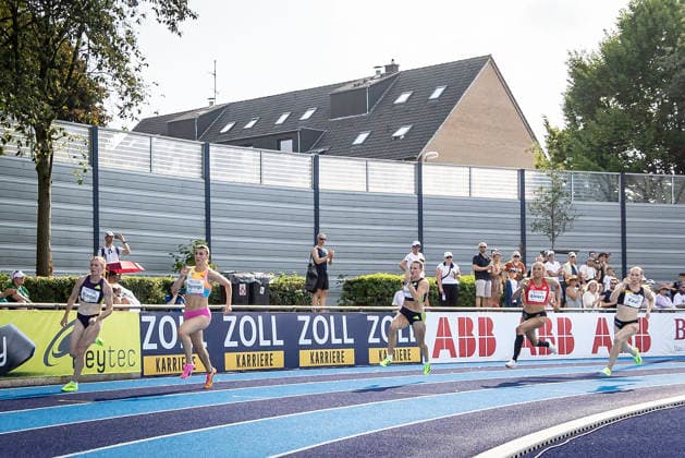 RATINGEN, GERMANY - JUNE 27, 2026 : Serina Riedel (GER Germany), Sandrina Sprengel (GER Germany), Vanessa Grimm (GER Germany), Anna-Elisabeth Ehlers (GER Germany) and Emma Kaul (GER Germany) over 200m competing during the Multisport Event at Stadion Ratingen on June 27, 2026 in Ratingen, Germany. Nordrhein-Westfalen Germany Copyright: xLeahxKohringx