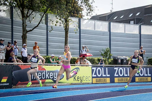 RATINGEN, GERMANY - JUNE 27, 2026 : Serina Riedel (GER Germany), Sandrina Sprengel (GER Germany) and Vanessa Grimm (GER Germany) over 200m competing during the Multisport Event at Stadion Ratingen on June 27, 2026 in Ratingen, Germany. Nordrhein-Westfalen Germany Copyright: xLeahxKohringx