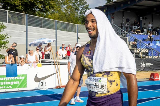 RATINGEN, GERMANY - JUNE 27, 2026 : Leo Neugebauer (GER Germany) after the 400m competing during the Multisport Event at Stadion Ratingen on June 27, 2026 in Ratingen, Germany. Nordrhein-Westfalen Germany Copyright: xLeahxKohringx