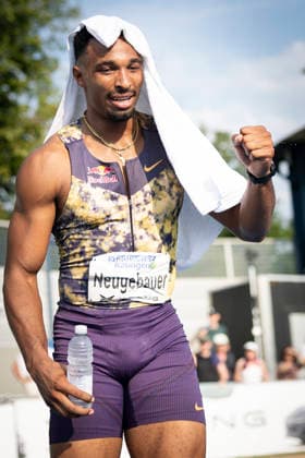 RATINGEN, GERMANY - JUNE 27, 2026 : Leo Neugebauer (GER Germany) exhausted after the 400m during the Multisport Event at Stadion Ratingen on June 27, 2026 in Ratingen, Germany. Nordrhein-Westfalen Germany Copyright: xAxelxKohringx