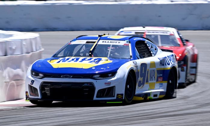 SONOMA, CA - JUNE 27: Chase Elliott ( 9 Hendrick Motorsports NAPA Auto Parts Chevrolet) races through turn 11 during practice for the NASCAR, Motorsport, USA Cup Series Toyota Save Mart 350 on June 27, 2026, at Sonoma Raceway in Sonoma, CA. (Photo by Will Lester Icon Sportswire) AUTO: JUN 27 NASCAR Cup Series Toyota Save Mart 350 EDITORIAL USE ONLY Icon26062711884