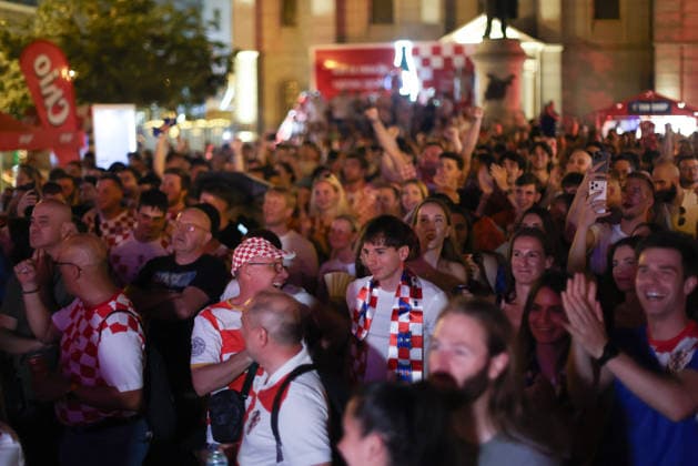 Croatia Fans Watch Ghana Match in Zagreb Croatia supporters gather in Zagreb, Croatia, on June 27, 2026, as they follow the FIFA World Cup, WM, Weltmeisterschaft, Fussball 2026 Group L match between Croatia and Ghana.  JosipxMikacic PIXSELL