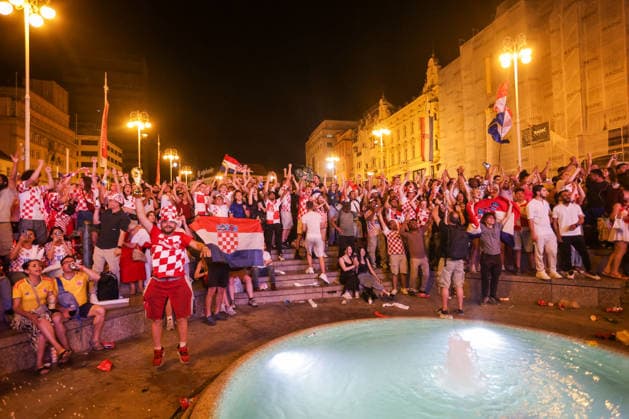 Fans Celebrate Croatia™s Victory at Ban JelaÄiÄ‡ Square Fans celebrate at Ban Jelacic Square in Zagreb, Croatia, on June 27, 2026, after Croatia™s victory in their FIFA World Cup, WM, Weltmeisterschaft, Fussball 2026 match against Ghana.  MarkoxSeper PIXSELL