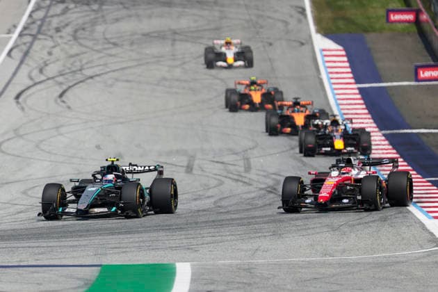 MOTORSPORTS, FORMULA 1 - GP of Austria 2026 SPIELBERG,AUSTRIA,28.JUN.26 - MOTORSPORTS, FORMULA 1 - Grand Prix of Austria, Red Bull Ring. Image shows Andrea Kimi Antonelli (ITA Mercedes) and Charles Leclerc (MON Ferrari).  GEPAxpictures xMatthiasxTrinkl