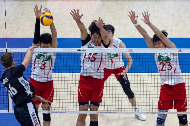 VNL China - Germany 28.06.2026 volleyball, Gliwice , Arena Pre Zero , Mens Volleyball Nations League 2026 FIVB VNL (siatkowka, Liga Narodow, Chiny - Niemcy ), game , match China - Germany image shows: Erik Rohrs (L) Hebin Wang (3) Shikun Peng (15) Bin Wang (23) photo Katarzyna Plewczynska Fotostyk Copyright: xKatarzynaxPlewczynskax 20260628KAPL5633