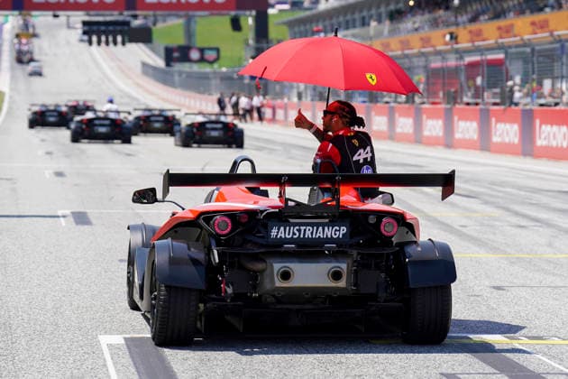 FORMULA ONE AUSTRIAN GRAND PRIX 2026 Lewis Hamilton 44 (GBR) Ferrari at the Driver s Parade during the Formula 1 Lenovo Austrian Grand Prix 2026, 8th round of the 2026 Formula 1 World Championship, WM, Weltmeisterschaft from 26th-28th June, 2026 at the Red Bull Ring, Spielberg, Austria. Credit: Robbie Hoad Every Second Media Editorial use only. All images are copyright Every Second Media Limited. No images may be reproduced without prior permission. Copyright: xIMAGO EveryxSecondxMediax ESM-2048-0422 RobbiexHoadx xEveryxSecondxMediax