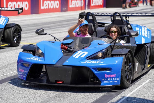 FORMULA ONE AUSTRIAN GRAND PRIX 2026 Pierre Gasly 10 (FRA) Alpine at the Driver s Parade during the Formula 1 Lenovo Austrian Grand Prix 2026, 8th round of the 2026 Formula 1 World Championship, WM, Weltmeisterschaft from 26th-28th June, 2026 at the Red Bull Ring, Spielberg, Austria. Credit: Robbie Hoad Every Second Media Editorial use only. All images are copyright Every Second Media Limited. No images may be reproduced without prior permission. Copyright: xIMAGO EveryxSecondxMediax ESM-2048-0425 RobbiexHoadx xEveryxSecondxMediax