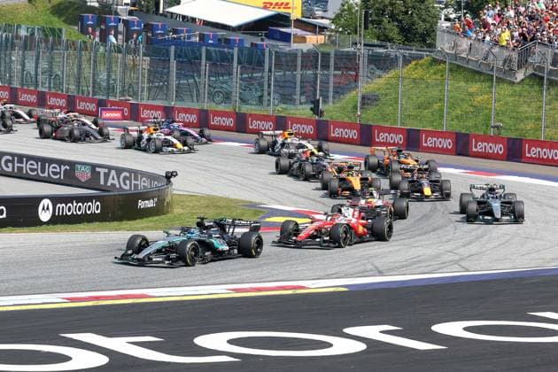 Start, George Russell (Mercedes-AMG Petronas 63), Charles Leclerc (Scuderia Ferrari HP 16), Lewis Hamilton (Scuderia Ferrari HP 44), Kimi Antonelli (Mercedes-AMG Petronas 12), Max Verstappen (Oracle Red Bull Racing 3), Lando Norris (McLaren Formula 1 Team 1), Oscar Piastri (McLaren Formula 1 Team 81), Rennen, Grosser Preis von Oesterreich, Motorsport, Herren, Formel 1, 28.06.2026 Spielberg Steiermark Oesterreich *** Start, George Russell, Mercedes AMG Petronas 63, Charles Leclerc, Scuderia Ferrari HP 16, Lewis Hamilton, Scuderia Ferrari HP 44, Kimi Antonelli, Mercedes AMG Petronas 12, Max Verstappen, Oracle Red Bull Racing 3, Lando Norris, McLaren Formula 1 Team 1, Oscar Piastri, McLaren Formula 1 Team 81, Race, Austrian Grand Prix, Motorsports, Men, Formula 1, June 28, 2026, Spielberg, Styria, Austria Copyright: xkolbert-press ChristianxKolbertx