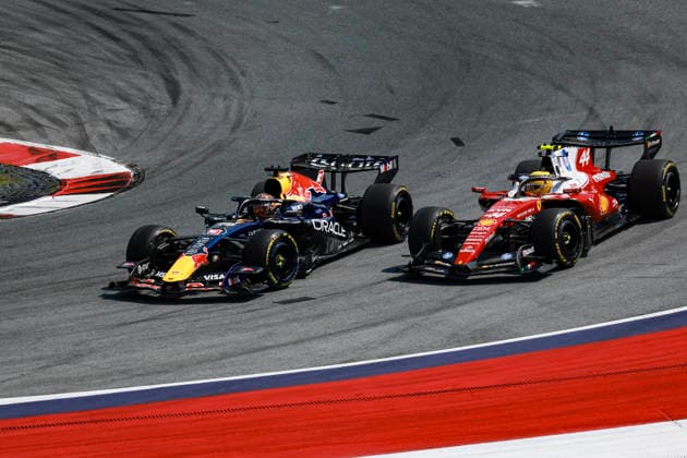 F1 - AUSTRIAN GRAND PRIX 2026 03 VERSTAPPEN Max (nld), Red Bull Racing Ford RB22, action 44 HAMILTON Lewis (gbr), Scuderia Ferrari SF-26, action during the Formula 1 Austrian Grand Prix 2026, 8th round of the 2026 Formula One World Championship, WM, Weltmeisterschaft from June 26 to 28, 2026 on the Red Bull Ring, in Spielberg, Austria - SpielbergAustria  Copyright: xFLORENTxGOODENx
