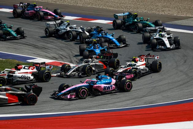 F1 - AUSTRIAN GRAND PRIX 2026 start of the race, depart, 10 GASLY Pierre (fra), Alpine F1 Team A526, action 87 BEARMAN Ollie Oliver (gbr), TGR Haas F1 Team VF-26, action 27 HULKENBERG Nico (ger), Audi F1 Team , action 55 SAINZ Carlos (spa), Williams Racing FW48, action 23 ALBON Alexander (tha), Williams F1 Team FW48, action 11 PEREZ Sergio (mex), Cadillac F1 Team MAC-26, action 77 BOTTAS Valtteri (fin), Cadillac F1 Team MAC-26, action 14 ALONSO Fernando (spa), Aston Martin F1 Team AMR26, action during the Formula 1 Austrian Grand Prix 2026, 8th round of the 2026 Formula One World Championship, WM, Weltmeisterschaft from June 26 to 28, 2026 on the Red Bull Ring, in Spielberg, Austria - SpielbergAustria  Copyright: xFLORENTxGOODENx