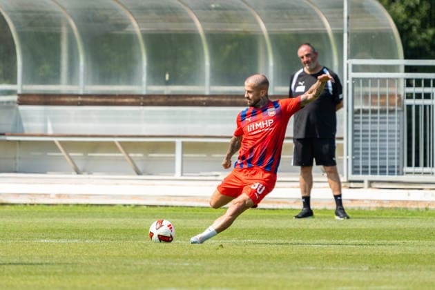 Niklas Dorsch (FC Heidenheim, 30), 1.FC Heidenheim, Trainingsauftakt, Fußball, 2. Bundesliga, Saison 2026 2027, 28.06.2026, 1.FC Heidenheim, Trikotvorstellung, Fußball, 2. Bundesliga, Saison 2026 2027, 28.06.2026 Heidenheim *** Niklas Dorsch, FC Heidenheim, 30, 1 FC Heidenheim, start of training, soccer, 2. Bundesliga, 2026–2027 season, June 28, 2026, 1 FC Heidenheim, jersey unveiling, soccer, 2. Bundesliga, 2026–2027 season, June 28, 2026, Heidenheim Copyright: xEibner-Pressefoto MaxxVogelx EP_MVL