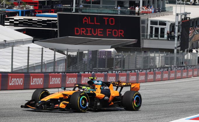 28.06.2026, Red Bull Ring, Spielberg, Formel 1 Großer Preis von Österreich 2026 , im Bild Lando Norris (GBR), McLaren Mastercard F1 Team (Photo by Alessandro Martellotta Hasan Bratic DeFodi Images) - *** June 28, 2026, Red Bull Ring, Spielberg, 2026 Formula 1 Austrian Grand Prix; pictured: Lando Norris (GBR), McLaren Mastercard F1 Team. Photo by Alessandro Martellotta, Hasan Bratic, DeFodi Images