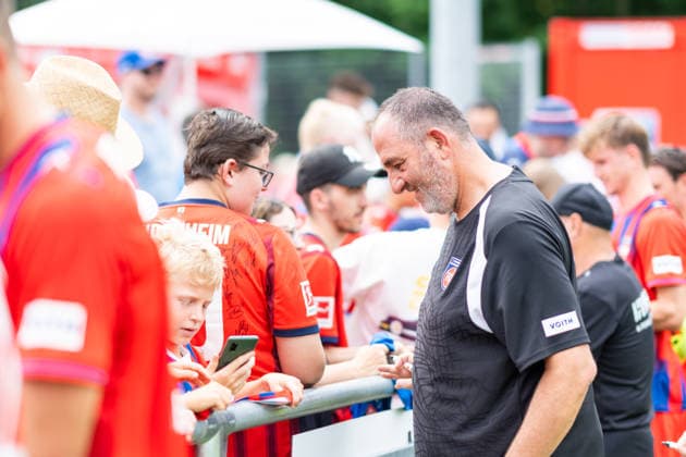 Frank Schmidt (FC Heidenheim, Cheftrainer), 1.FC Heidenheim, Trainingsauftakt, Fußball, 2. Bundesliga, Saison 2026 2027, 28.06.2026, 1.FC Heidenheim, Trikotvorstellung, Fußball, 2. Bundesliga, Saison 2026 2027, 28.06.2026 Heidenheim *** Frank Schmidt, FC Heidenheim, Head Coach, 1 FC Heidenheim, Start of Training, Soccer, 2. Bundesliga, 2026–2027 Season, June 28, 2026, 1 FC Heidenheim, jersey unveiling, soccer, 2. Bundesliga, 2026–2027 season, June 28, 2026, Heidenheim Copyright: xEibner-Pressefoto MaxxVogelx EP_MVL