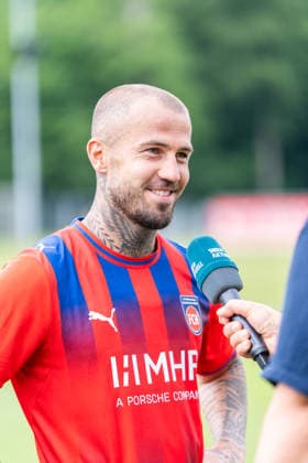 Niklas Dorsch (FC Heidenheim, 30), 1.FC Heidenheim, Trikotvorstellung, Fußball, 2. Bundesliga, Saison 2026 2027, 28.06.2026, 1.FC Heidenheim, Trikotvorstellung, Fußball, 2. Bundesliga, Saison 2026 2027, 28.06.2026 Heidenheim *** Niklas Dorsch, FC Heidenheim, 30, 1 FC Heidenheim, jersey unveiling, soccer, 2. Bundesliga, 2026–2027 season, June 28, 2026, 1 FC Heidenheim, jersey unveiling, soccer, 2. Bundesliga, 2026–2027 season, June 28, 2026, Heidenheim Copyright: xEibner-Pressefoto MaxxVogelx EP_MVL