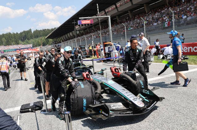 28.06.2026, Red Bull Ring, Spielberg, Formel 1 Großer Preis von Österreich 2026 , im Bild George Russell (GBR), Mercedes-AMG Petronas Formula One Team (Photo by Alessandro Martellotta Hasan Bratic DeFodi Images) - *** June 28, 2026, Red Bull Ring, Spielberg, 2026 Formula 1 Austrian Grand Prix; pictured: George Russell (GBR), Mercedes AMG Petronas Formula One Team. Photo by Alessandro Martellotta, Hasan Bratic, DeFodi Images