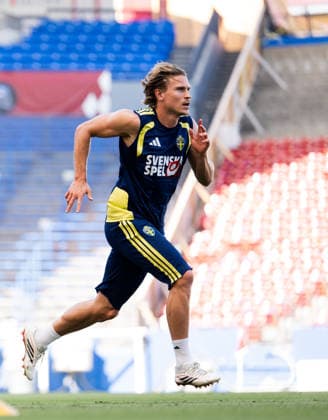 260628 Carl Starfelt of the Swedish national football team at a training session during day 18 of the FIFA World Cup, WM, Weltmeisterschaft, Fussball 2026 on June 28, 2026 in Dallas. Photo: Petter Arvidson BILDBYRAN kod PA PA1263 fotboll football soccer fotball vm fotbolls-vm fotball-vm fotbolls-vm 2026 fifa world cup 2026 träning practice training sverige sweden sverige a day 18 bbeng *** June 28, 2026: Carl Starfelt of the Swedish national soccer team at a training session on Day 18 of the 2026 FIFA World Cup on June 28, 2026 in Dallas. Photo by Petter Arvidson, BILDBYRAN. Code: PA PA1263. soccer, football, soccer, World Cup, soccer World Cup, soccer World Cup, soccer World Cup 2026, FIFA World Cup 2026, training, practice, Sweden, Sweden A, day 18 bbeng  Copyright: PETTERxARVIDSON BB260628PA019