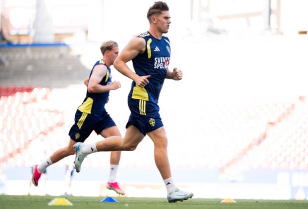 260628 Viktor Gyökeres of the Swedish national football team at a training session during day 18 of the FIFA World Cup, WM, Weltmeisterschaft, Fussball 2026 on June 28, 2026 in Dallas. Photo: Petter Arvidson BILDBYRAN kod PA PA1263 fotboll football soccer fotball vm fotbolls-vm fotball-vm fotbolls-vm 2026 fifa world cup 2026 träning practice training sverige sweden sverige a day 18 bbeng *** June 28, 2026: Viktor Gyökeres of the Swedish national soccer team at a training session on Day 18 of the 2026 FIFA World Cup on June 28, 2026 in Dallas. Photo by Petter Arvidson, BILDBYRAN. Code: PA PA1263. soccer, football, soccer, World Cup, soccer World Cup, soccer World Cup, soccer World Cup 2026, FIFA World Cup 2026, training, practice, Sweden, Sweden A, day 18 bbeng  Copyright: PETTERxARVIDSON BB260628PA021