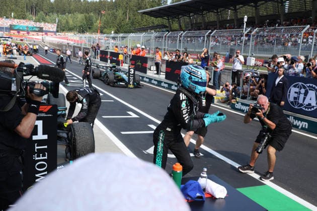 28.06.2026, Red Bull Ring, Spielberg, Formel 1 Großer Preis von Österreich 2026 , im Bild Sieger George Russell (GBR), Mercedes-AMG Petronas Formula One Team (Photo by Alessandro Martellotta Hasan Bratic DeFodi Images) - *** June 28, 2026, Red Bull Ring, Spielberg, 2026 Formula 1 Austrian Grand Prix; pictured: winner George Russell (GBR), Mercedes AMG Petronas Formula One Team. Photo by Alessandro Martellotta, Hasan Bratic, DeFodi Images