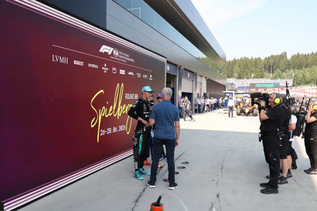 28.06.2026, Red Bull Ring, Spielberg, Formel 1 Großer Preis von Österreich 2026 , im Bild Sieger George Russell (GBR), Mercedes-AMG Petronas Formula One Team (Photo by Alessandro Martellotta Hasan Bratic DeFodi Images) - *** June 28, 2026, Red Bull Ring, Spielberg, 2026 Formula 1 Austrian Grand Prix; pictured: winner George Russell (GBR), Mercedes AMG Petronas Formula One Team. Photo by Alessandro Martellotta, Hasan Bratic, DeFodi Images