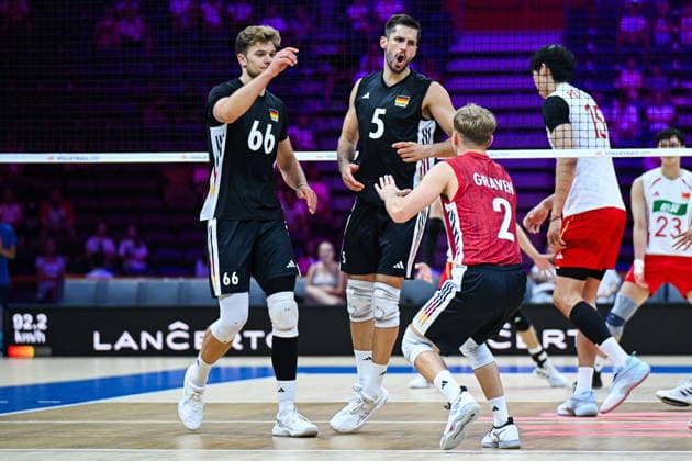 Gliwice 28.06.2026. Volleyball Men s Volleyball Nations League season 2026 match between China and Germany in Gliwice, Poland. --- Siatkowka Liga Narodow sezon 2026 mecz: Chiny - Niemcy. Persons shown: Erik Rohrs Moritz Reichert Leonard Graven celebration Fot. Antoni Dec Arena Akcji NEWSPIX.PL --- newspix.pl 