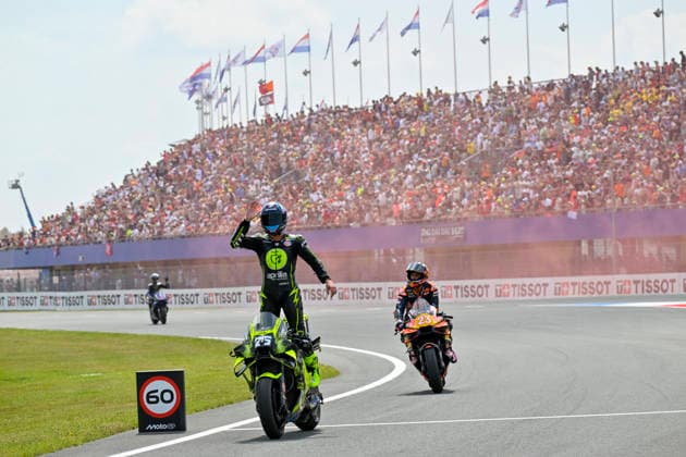 MOTO - MOTO GP - NETHERLANDS GRAND PRIX 2026 25 FERNANDEZ Raul (spa), Trackhouse MotoGP Team, Aprilia RS-GP26, action, celebrating his second place during the 2025 MotoGP Tissot Grand Prix of the Netherlands, Netherlands GP, on the TT Circuit Assen, from June 26 to 28, in Netherlands - ASSENNetherlands  Copyright: xGIGIxSOLDANOx