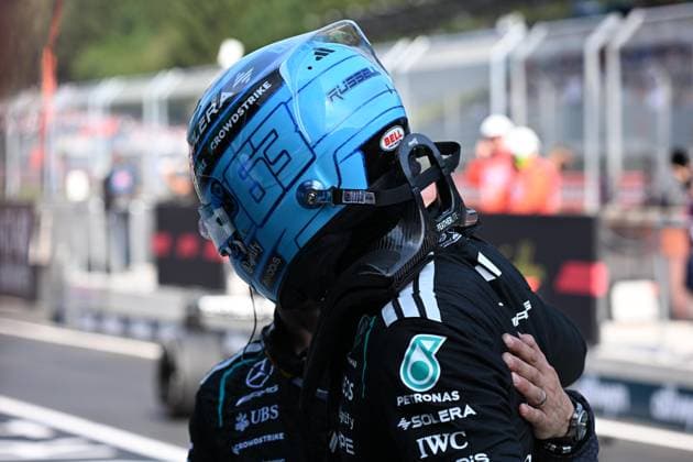 George Russell 63, Mercedes-AMG Petronas F1 Team, Siegerehrung,Rennen, Grosser Preis von Oesterreich, Motorsport, Herren, Formel 1, 28.06.2026 Spielberg Steiermark Austria *** George Russell 63, Mercedes AMG Petronas F1 Team, Podium Ceremony, Race, Austrian Grand Prix, Motorsports, Men, Formula 1, June 28, 2026, Spielberg, Styria, Austria Copyright: xkolbert-press MartinxWdziecznyx