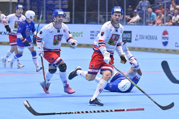 L-R Lukas Lhota, Jan Bily (both CZE) and Anquan Smith (USA) in action during the Men s World Ball Hockey Championship Final: Czech Republic vs. USA, Ostravar Arena, Ostrava, June 28, 2026. (CTKxPhoto JaroslavxOzana) CTKPhotoP2026062805204  CTKPhotoP2026062805204
