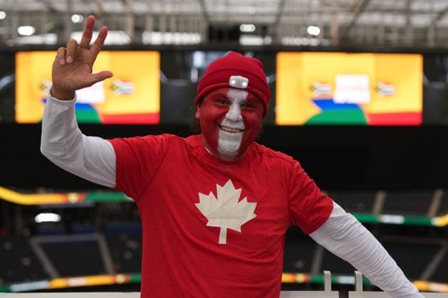 RECORD DATE NOT STATED 28th June 2026; SoFi Stadium, Los Angeles, California, United States of America; FIFA World Cup, WM, Weltmeisterschaft, Fussball Football, South Africa versus Canada; Canada fan in team colours and full face paint ahead of the match AlecxBrown
