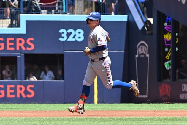 June 28, 2026, Toronto, On, Canada: Texas Rangers designated hitter Joc Pederson (3) runs the bases after hitting a solo home run against the Toronto Blue Jays during first inning MLB, Baseball Herren, USA baseball action in Toronto on Sunday June 28, 2026. Canada News - June 28, 2026  - ZUMAc35_ 20260628_zaf_c35_001 Copyright: xJonxBlackerx