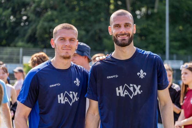 Freisteller, Portrait, v.l. Meldin Dreskovic (SV Darmstadt 98, 14), Aleksandar Vukotic (SV Darmstadt 98, 20), GER, Trainingsauftakt SV Darmstadt 98, Fussball, 2. Bundesliga, Saison 2026 2027, 28.06.2026, DFL REGULATIONS PROHIBIT ANY USE OF PHOTOGRAPHS AS IMAGE SEQUENCES AND OR QUASI-VIDEO, GER, Trainingsauftakt SV Darmstadt 98, Fussball, 2. Bundesliga, Saison 2026 2027, 28.06.2026 Lindenfels-Winterkasten *** Close-up, portrait, from left: Meldin Dreskovic (SV Darmstadt 98), 14, Aleksandar Vukotic (SV Darmstadt 98), 20, GER, SV Darmstadt 98 training kickoff, soccer, 2. Bundesliga, 2026–2027 season, June 28, 2026, DFL regulations prohibit any use of photographs as image sequences and or quasi-video, GER, SV Darmstadt 98 training kickoff, soccer, 2. Bundesliga, 2026–2027 season, June 28, 2026, Lindenfels Winterkasten Copyright: xEibner-Pressefoto Jan-NiclasxGrox EP_JGG