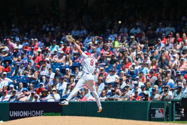 June 28, 2026: Cleveland Guardians first baseman Kyle Manzardo (9) attempts to catch a ball thrown towards first base during the third inning of the Major League Baseball game between the Seattle Mariners and Cleveland Guardians at Progressive Field in Cleveland, Ohio. CSM MLB, Baseball Herren, USA 2026: Mariners Vs Guardians JUN 28  - ZUMAc04_ 20260628_zma_c04_055 Copyright: xBrianxFisherx