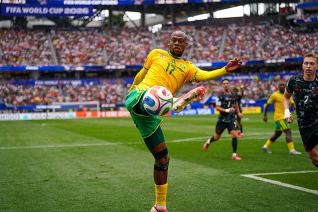 USA: Fußball FIFA World Cup, WM, Weltmeisterschaft, Fussball 2026, Sechzehntelfinale, Round of 32, Südafrika vs Kanada, South Africa vs Canada, SoFi Stadium (Inglewood, Los Angeles County, Kalifornien): Evidence Makgopa (Südafrika 17) *** USA Soccer 2026 FIFA World Cup, Round of 32, South Africa vs. Canada, SoFi Stadium, Inglewood, Los Angeles County, California; Evidence Makgopa, South Africa 17 Copyright: xJOERANxSTEINSIEKx