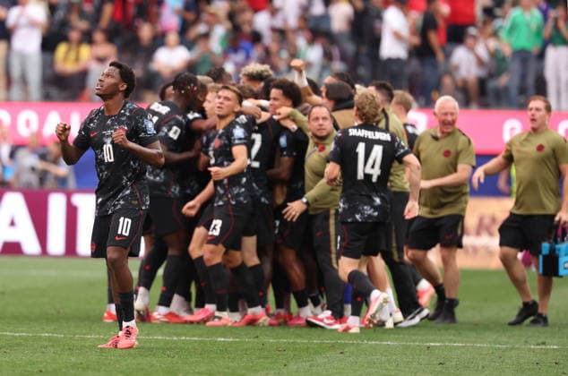 FIFA World Cup, WM, Weltmeisterschaft, Fussball 2026 - Round of 32 - South Africa vs Canada Jonathan David of Canada and teammates celebrate after Canada scored the 1-0 the FIFA World Cup 2026 Round of 32 match South Africa against Canada, in Los Angeles, USA, 28 June 2026. LOS ANGELES United States  Copyright: xCHRISTOPERxTORRESx