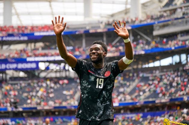 USA: Fußball FIFA World Cup, WM, Weltmeisterschaft, Fussball 2026, Sechzehntelfinale, Round of 32, Südafrika vs Kanada, South Africa vs Canada, SoFi Stadium (Inglewood, Los Angeles County, Kalifornien): Alphonso Davies (Kanada 19) Freude, Emotionen, Jubel, Mimik, Gesichtsausdruck, Emotion, Geste, Gestik, Emotion, Qualifikation, Sieg *** USA Soccer FIFA World Cup 2026, Round of 32, South Africa vs. Canada, SoFi Stadium, Inglewood, Los Angeles County, California; Alphonso Davies, Canada 19; joy, emotions, celebration, facial expressions, gesture, body language, emotion, qualification, victory Copyright: xJOERANxSTEINSIEKx