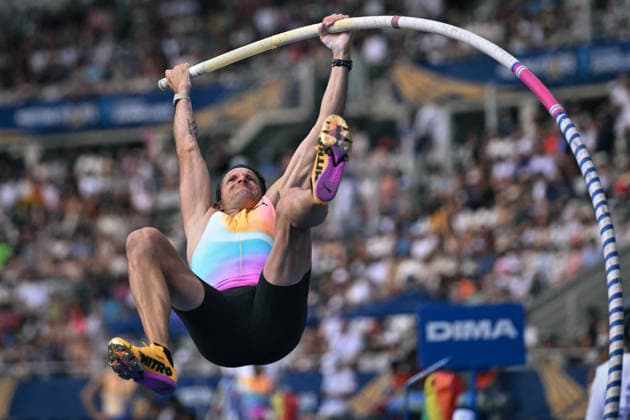 Wanda Diamond League in Paris FA Renaud Lavillenie competes during the Wanda Diamond League tournament at the Charlety Stadium in Paris on June 28, 2026. Photo by Firas Abdullah ABACAPRESS.COM Paris Ile-de-France France  Copyright: xAbdullahxFiras ABACAx