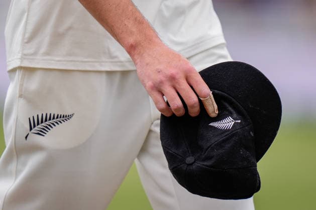 3rd Rothesay Test Match Day 5 England v New Zealand Will O Rourke of New Zealand walks off with a potential injury after pulling out of his delivery stride, pictured with a strapped and taped injured finger during the 3rd Rothesay Test Match Day 5 match England vs New Zealand at Trent Bridge, Nottingham, United Kingdom on 29 June 2026 (Photo by Maynard Manyowa News Images) Nottingham Trent Bridge Nottinghamshire United Kingdom Copyright: xMaynardxManyowa NewsxImagesx
